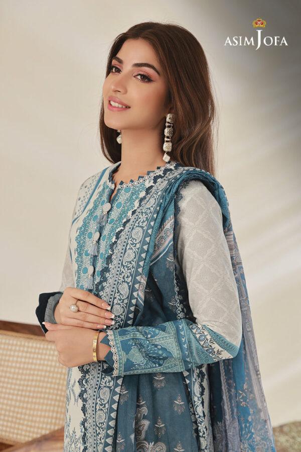 Kinza Hashmi wearing Asim Jofa new collection