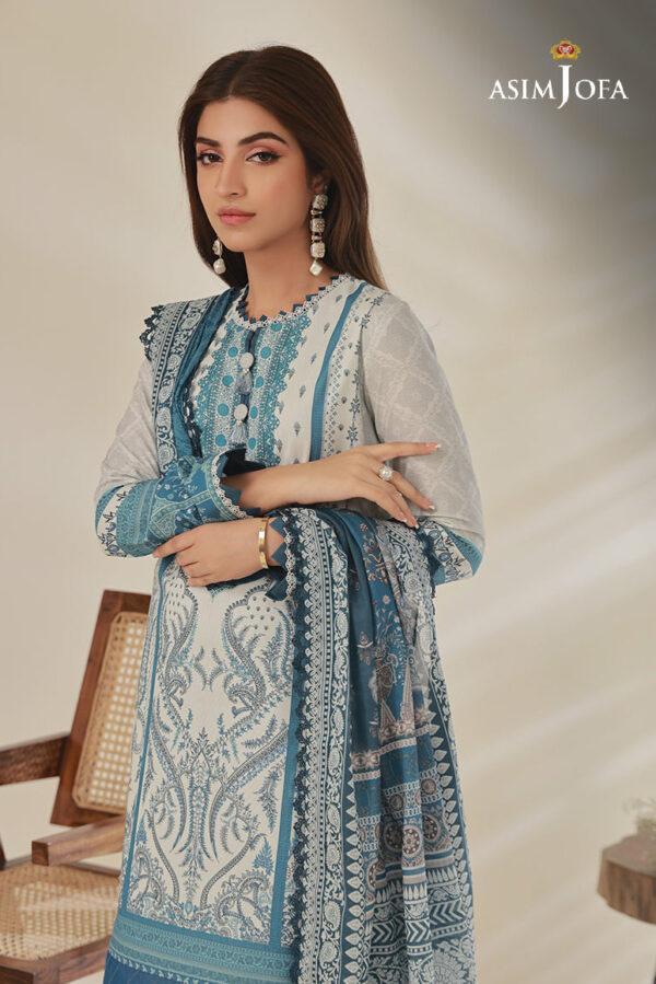 Kinza Hashmi wearing Asim Jofa new collection